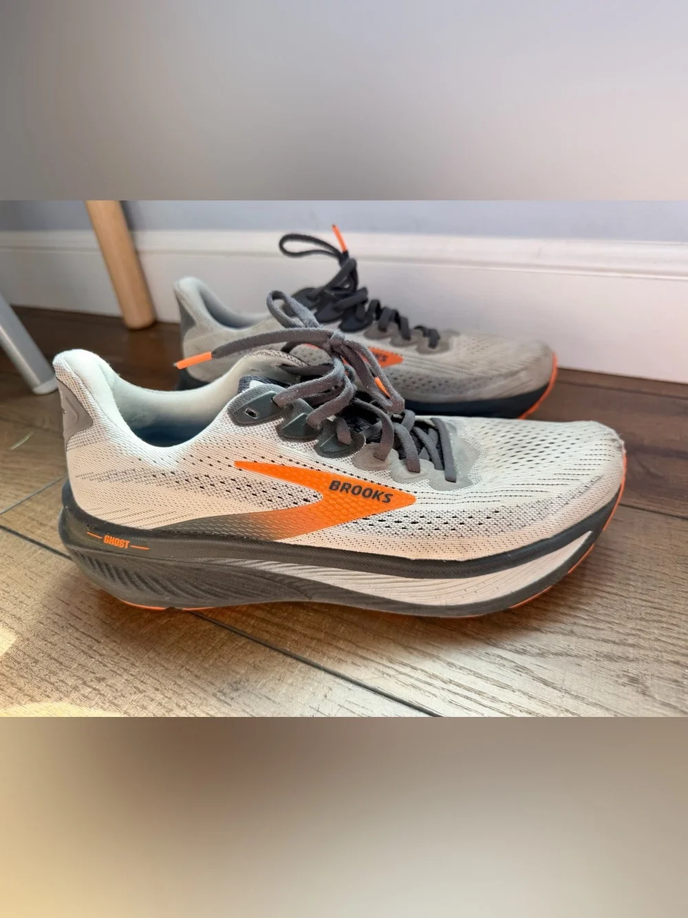 Brooks Oyster Mushroom Orange Ebony Ghost 17 Running Shoes Men’s Size 9.5